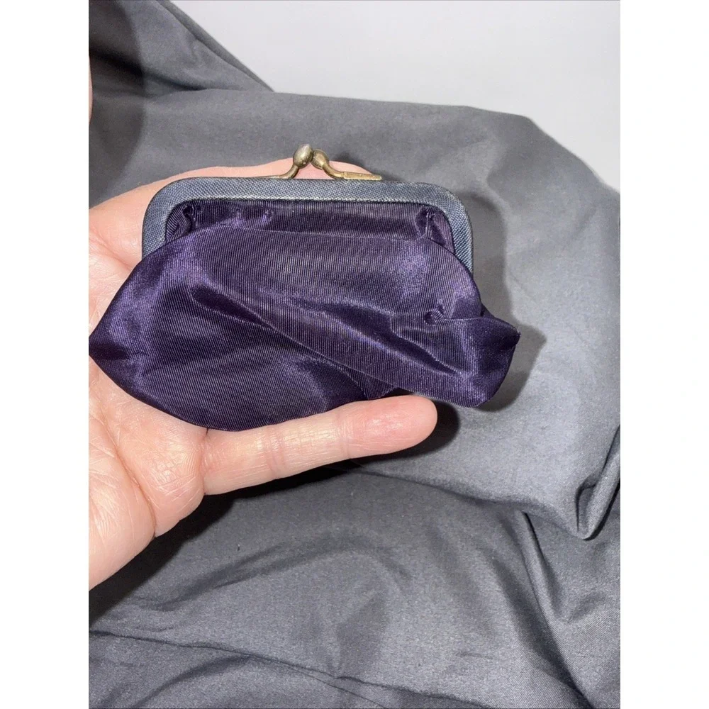 Vintage Navy Silk and Satin Coin Purse Lining A Rust Color Kiss Closer
